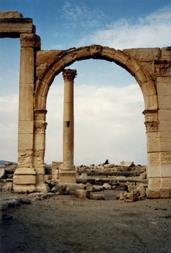 Vorschaubild Palmyra, Blick von der Agora zum Nymphäum